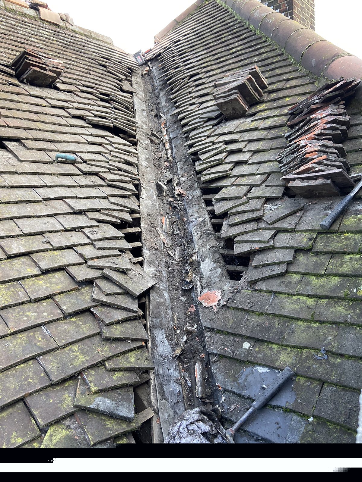 Roof valley before repair